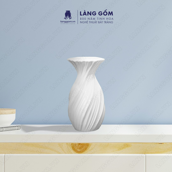 Lọ hoa Men trắng tỏi vặn